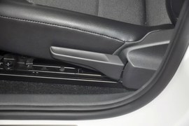 2015款大众全新桑塔纳1.6L自动舒适版