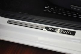 2015款大众全新桑塔纳1.6L自动舒适版