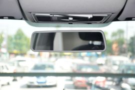 2015款大众全新桑塔纳1.6L自动舒适版