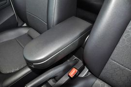 2015款大众全新桑塔纳1.6L自动舒适版