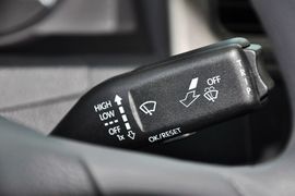 2015款大众全新桑塔纳1.6L自动舒适版