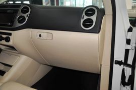 2015款大众途观1.8TSI手自一体四驱豪华版