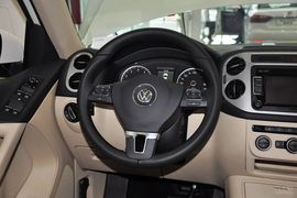 2015款大众途观1.8TSI手自一体四驱豪华版