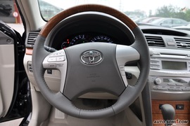 2010款丰田凯美瑞纪念版到店实拍