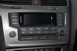 2015款大众高尔夫1.4TSI手自一体舒适型