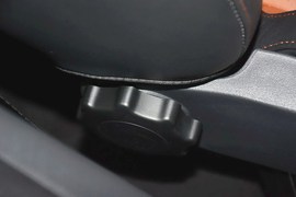 2014款大众朗逸1.6L手自一体运动版