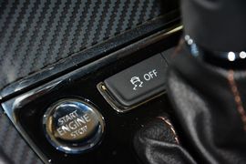 2014款大众朗逸1.6L手自一体运动版