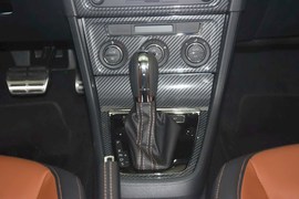 2014款大众朗逸1.6L手自一体运动版