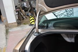 2015款大众迈腾2.0TSI尊贵型
