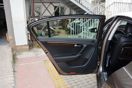 2015款大众迈腾2.0TSI尊贵型