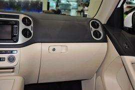 2015款大众途观2.0TSI手自一体四驱豪华版