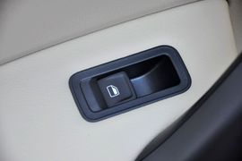 2015款斯柯达昕锐1.6L手动智选型