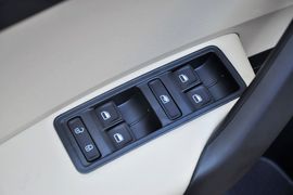 2015款斯柯达昕锐1.6L手动智选型