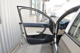 2015款斯柯达昕锐1.6L手动智选型