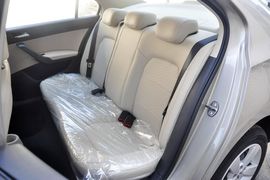 2015款斯柯达昕锐1.6L手动智选型