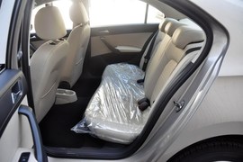 2015款斯柯达昕锐1.6L手动智选型
