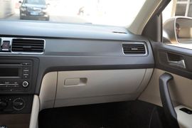 2015款斯柯达昕锐1.6L手动智选型