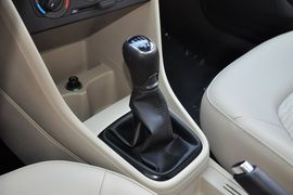 2015款斯柯达昕锐1.6L手动智选型