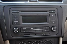2015款斯柯达昕锐1.6L手动智选型