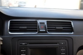 2015款斯柯达昕锐1.6L手动智选型