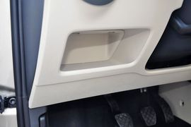 2015款斯柯达昕锐1.6L手动智选型