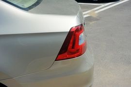 2015款斯柯达昕锐1.6L手动智选型