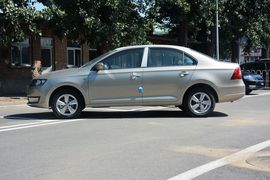 2015款斯柯达昕锐1.6L手动智选型