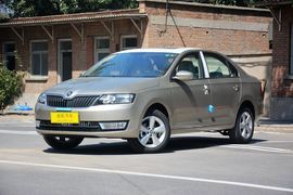 2015款斯柯达昕锐1.6L手动智选型