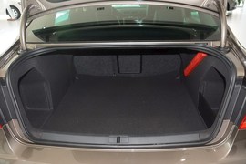 2015款大众迈腾2.0TSI旗舰型
