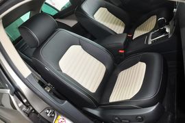 2015款大众迈腾2.0TSI旗舰型
