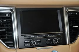 2014款保时捷Macan