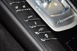 2014款保时捷Panamera