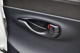 2014款丰田威驰1.5L自动智臻版
