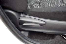 2014款丰田威驰1.5L自动智臻版