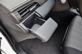 2014款丰田威驰1.5L自动智臻版