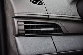2014款丰田威驰1.5L自动智臻版