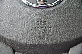 2014款丰田威驰1.5L自动智臻版