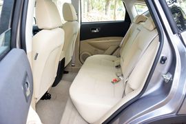 2015款日产逍客2.0XL