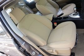 2015款日产逍客2.0XL