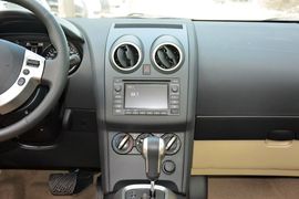 2015款日产逍客2.0XL