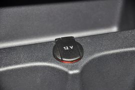 2015款大众捷达1.4L手动时尚型