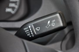2015款大众捷达1.4L手动时尚型