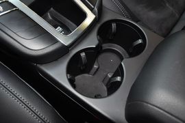 2014款保时捷Macan