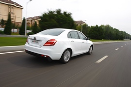 2014款吉利新帝豪试驾