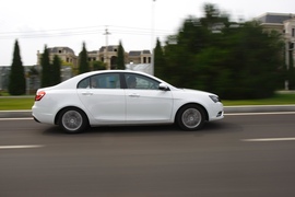 2014款吉利新帝豪试驾