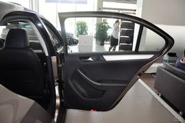 2014款大众速腾1.6L手动舒适型