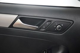 2014款大众速腾1.6L手动舒适型
