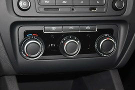 2014款大众速腾1.6L手动舒适型