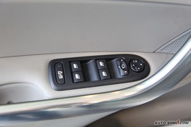 2009款标致308SW试驾