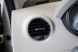 2009款标致308SW试驾